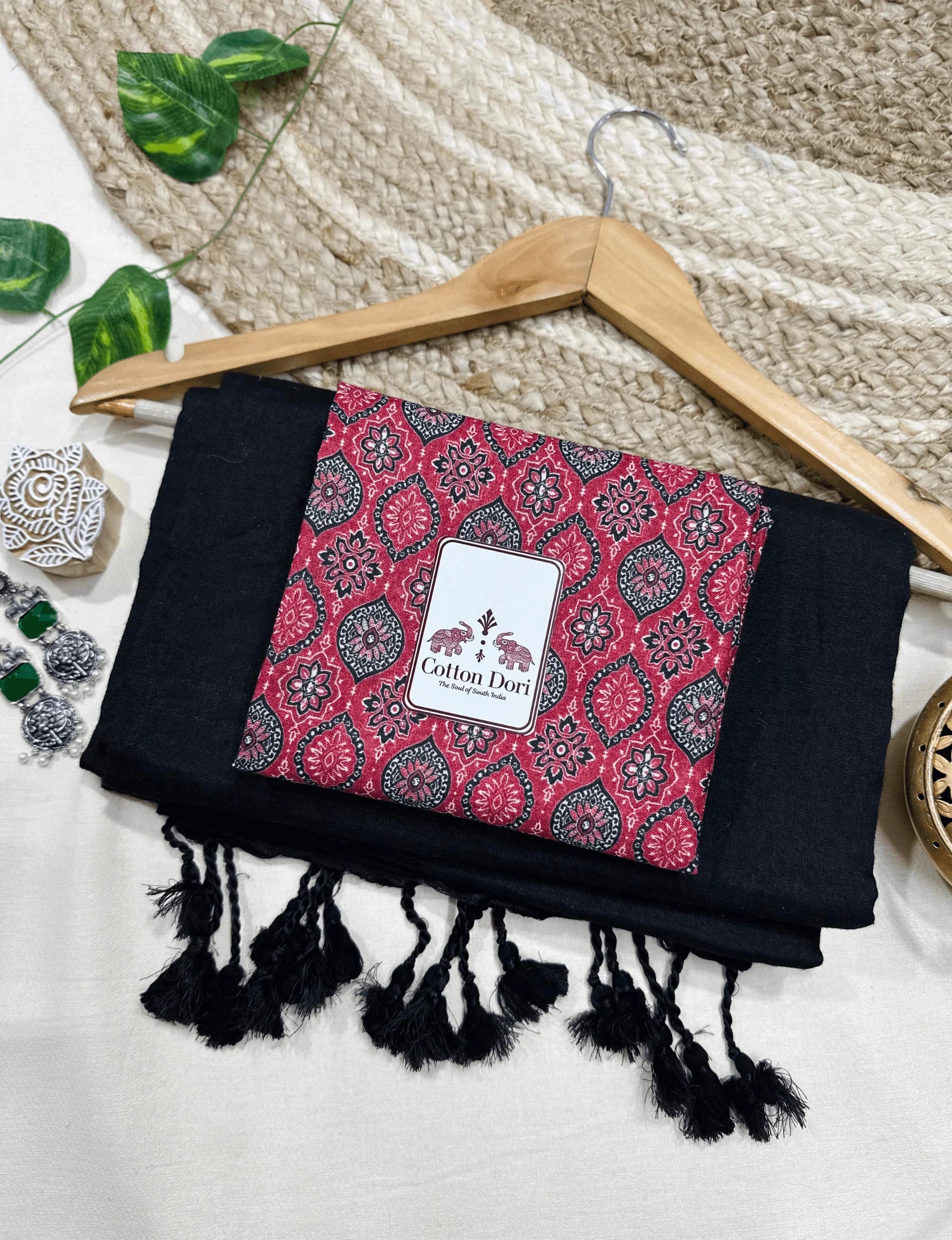 Premium Handloom Cotton Saree - Charcoal black saree with beautiful printed blouse - Cotton Dori