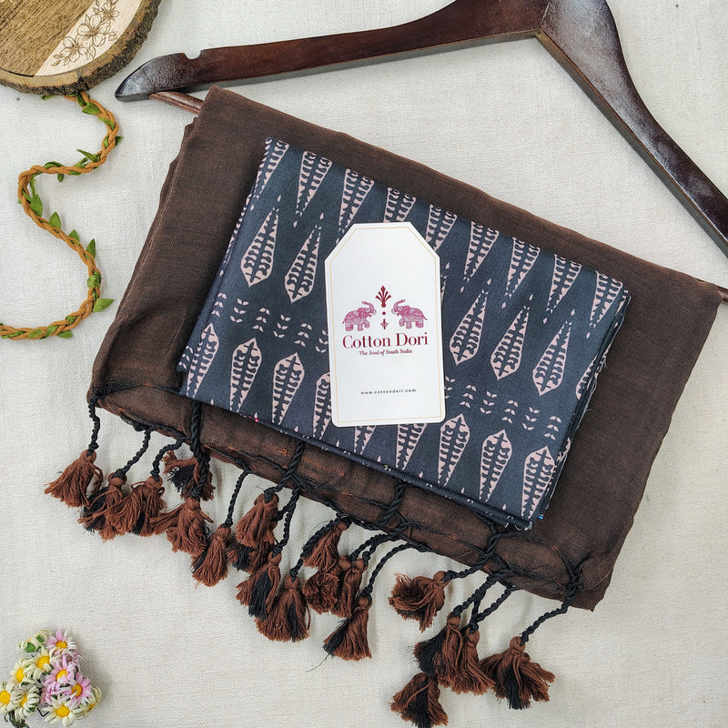 Pure Cotton Handloom Saree – Dark Brown Saree with Designer Printed Blouse