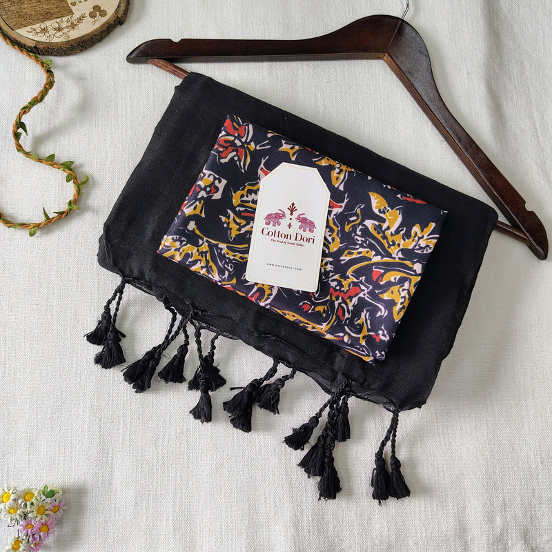 Elegant Handloom Cotton Saree – Black Handloom Cotton Saree with Printed Designer Blouse
