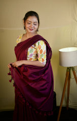 Traditional Bottle Wine handloom cotton saree with printed blouse - Cotton Dori