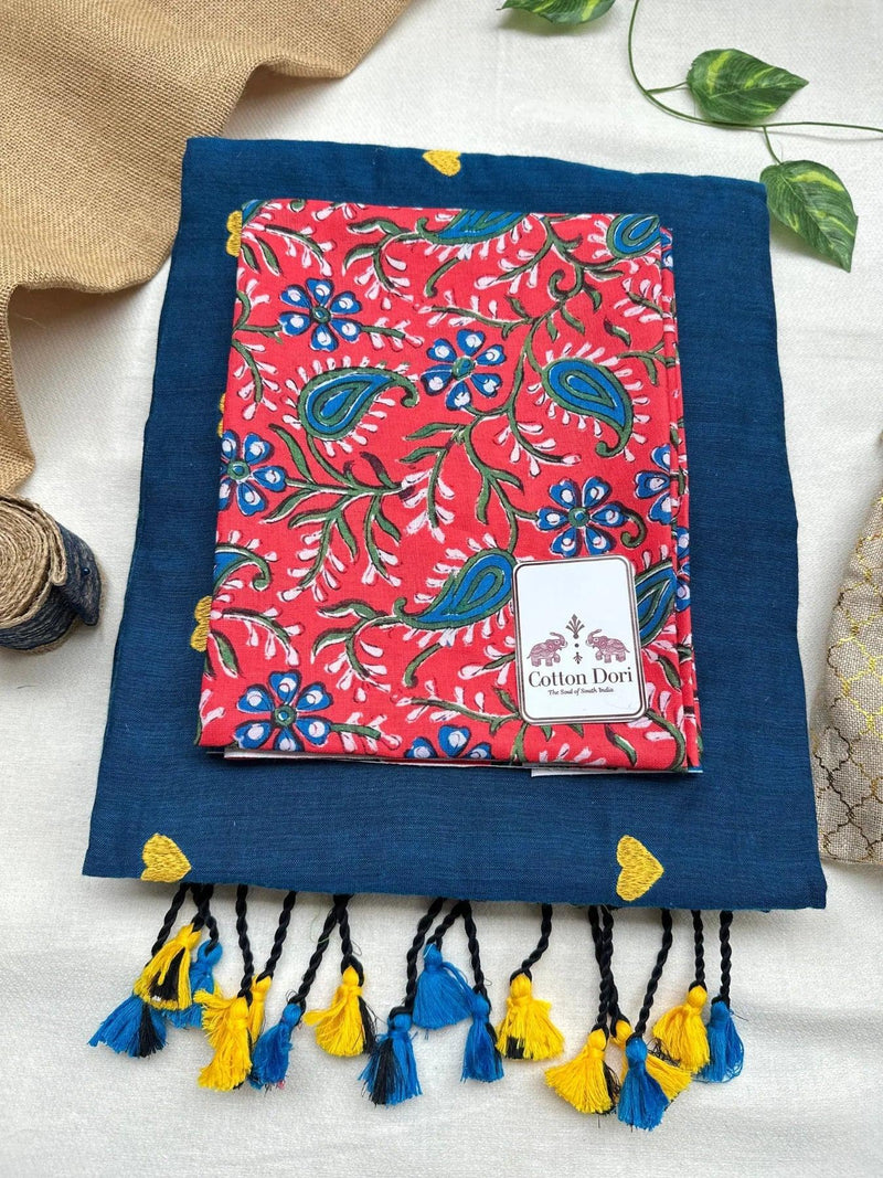 Gorgeous cotton embroidered handloom saree with red floral printed blouse - Cotton Dori