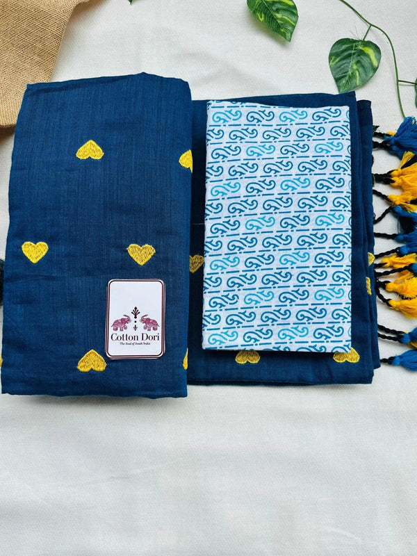 Classic blue cotton embroidered handloom saree with beautiful printed blouse - Cotton Dori