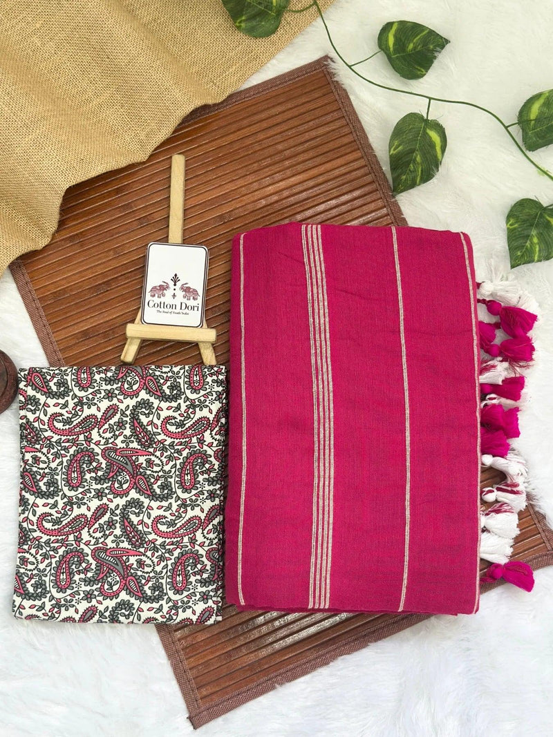 Deep pink cotton handloom saree with flower printed blouse - Cotton Dori
