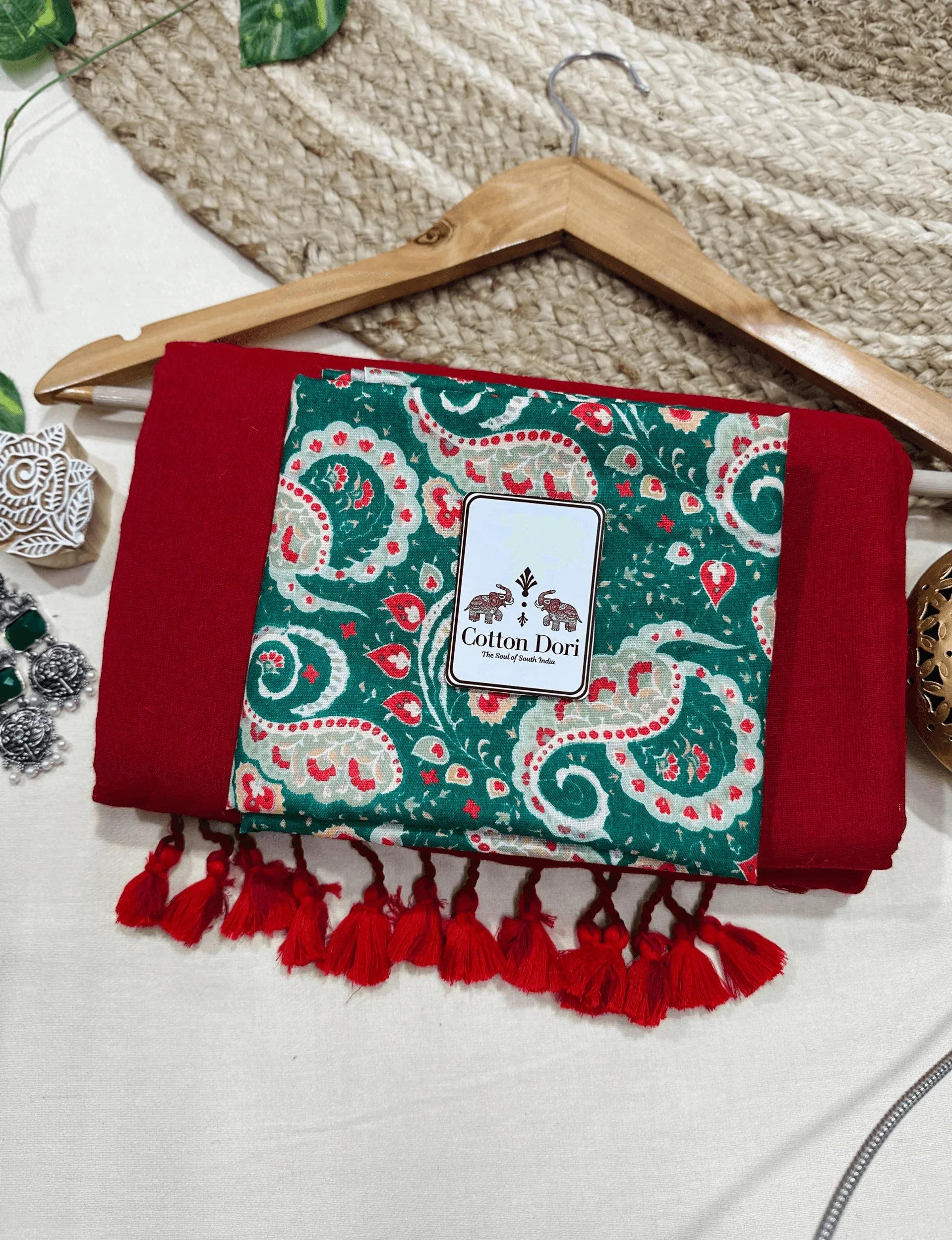 Premium Handloom Cotton Saree - Berry red cotton handloom saree with green printed blouse - Cotton Dori