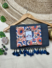 Pure cotton handloom grey saree with flower printed blouse - Cotton Dori