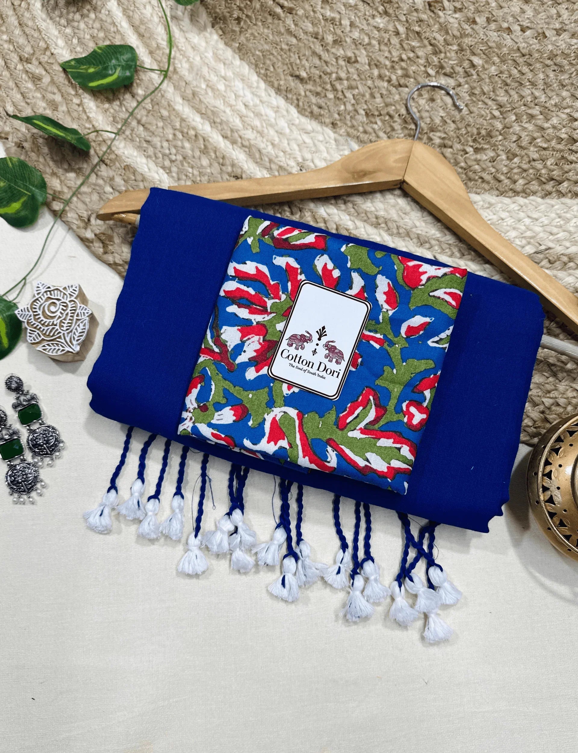 Premium Handloom Cotton Saree - Dark blue cotton handloom saree with stunning printed blouse - Cotton Dori