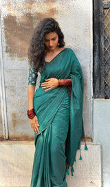 Graceful Handloom Cotton Saree -  Deep Green Cotton Saree with Flower Designer Blouse
