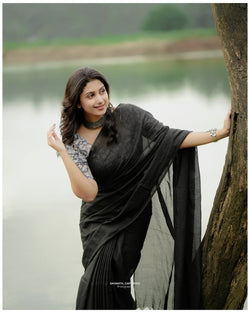 Pure Cotton Black Handloom Saree With Beautiful Printed Blouse