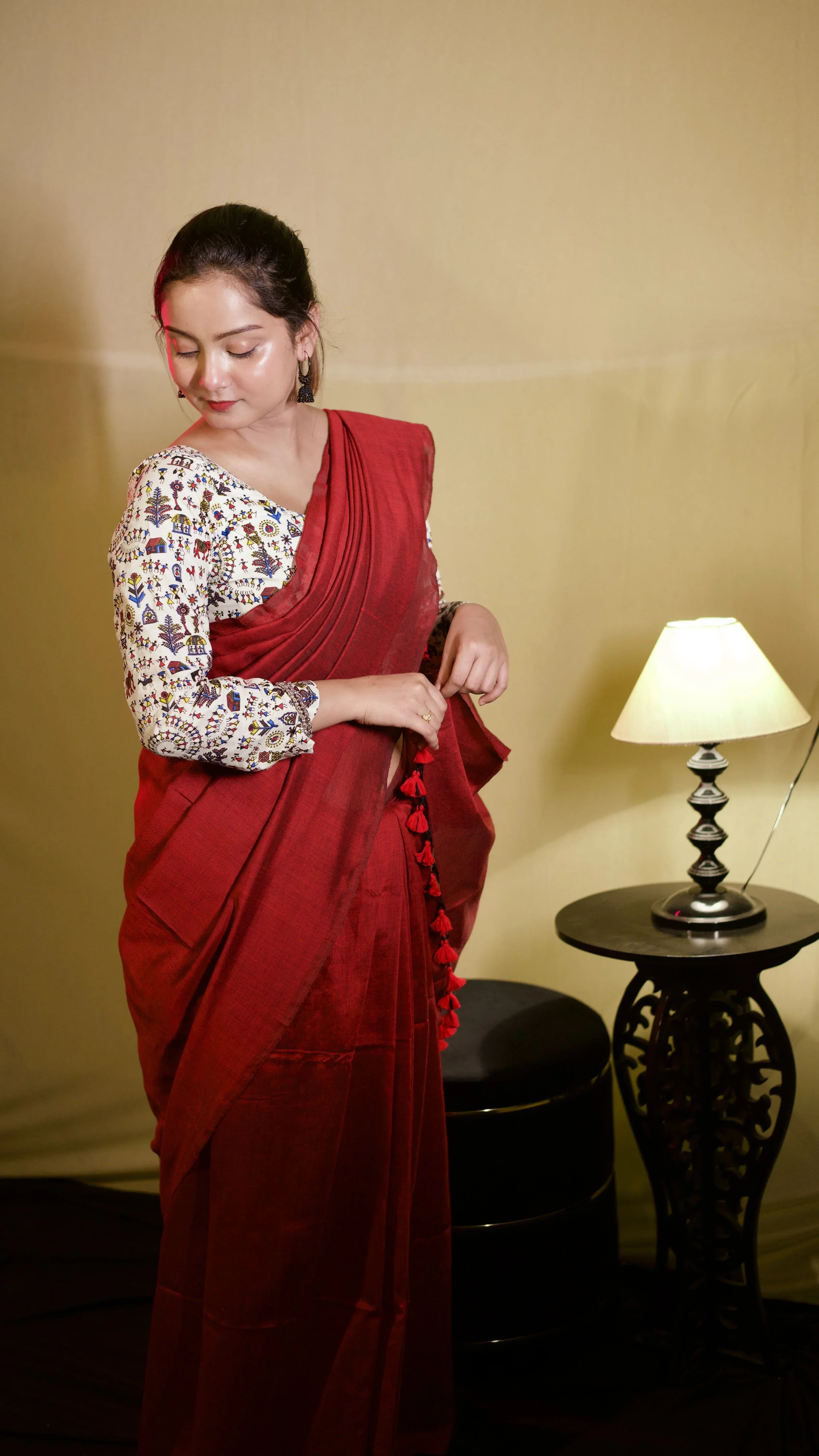 Wine cotton handloom saree with floral printed blouse - Cotton Dori