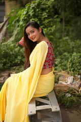 Yellow cotton handloom saree with floral printed blouse - Cotton Dori